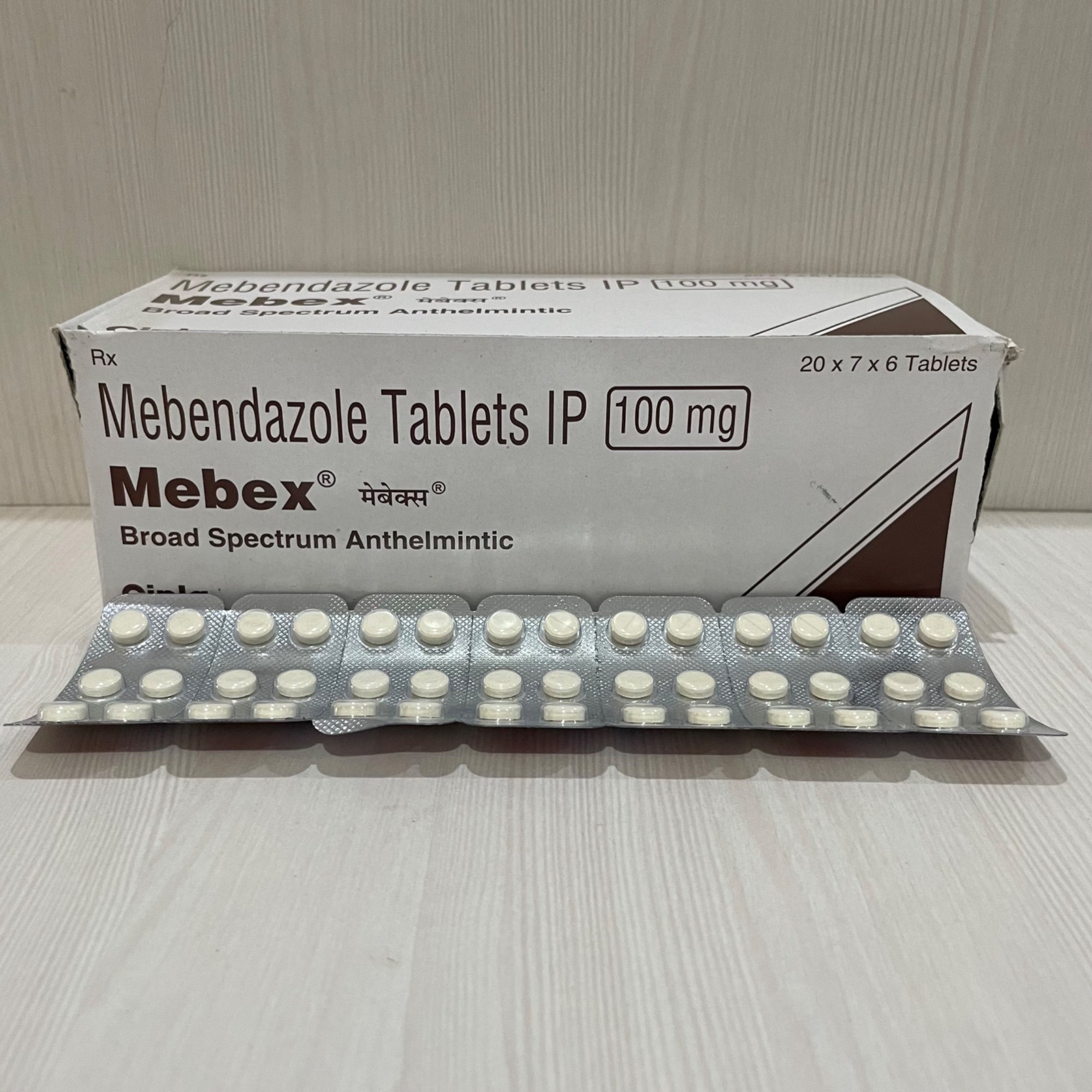 Commander mebendazole