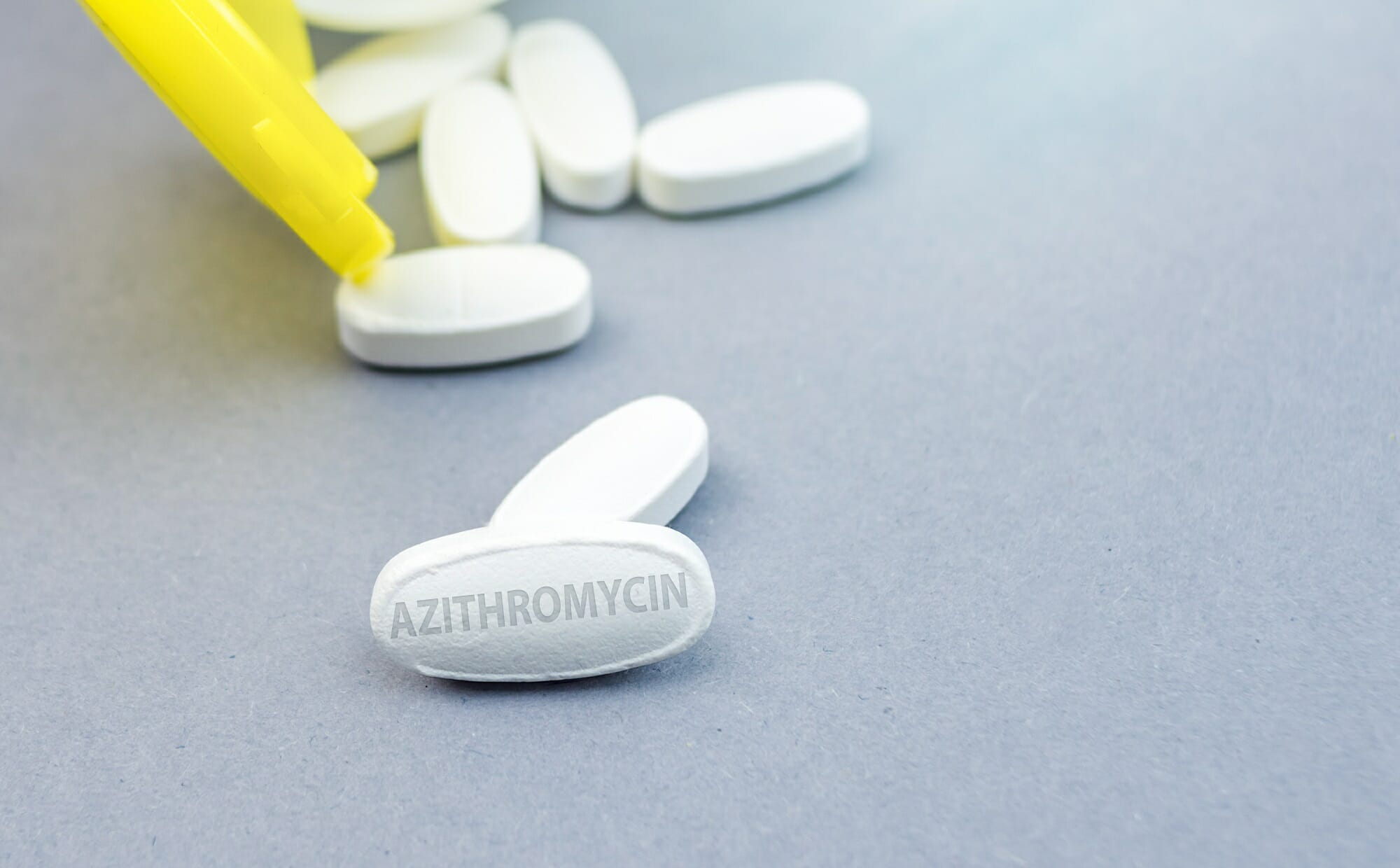Azithromycin 500 mg covid